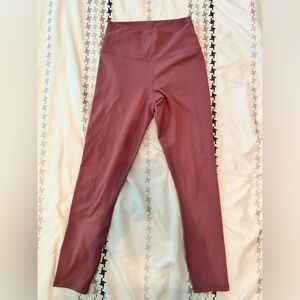 women’s fabletics capri leggings